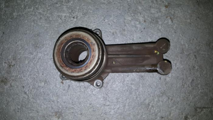 Begagnade Trycklager Citroen BX Pris € 24,20 Inklusive moms erbjuds av AKAS Automaterialen (acceptatie)