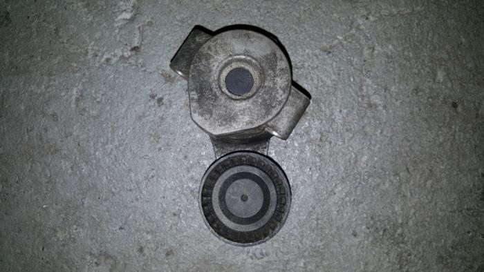Usados Tensor correa múltiple Citroen BX Precio € 30,25 IVA incluido ofrecido por AKAS Automaterialen (acceptatie)