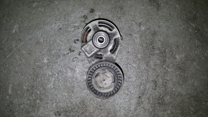 Usados Tensor correa múltiple Citroen BX Precio € 30,25 IVA incluido ofrecido por AKAS Automaterialen (acceptatie)