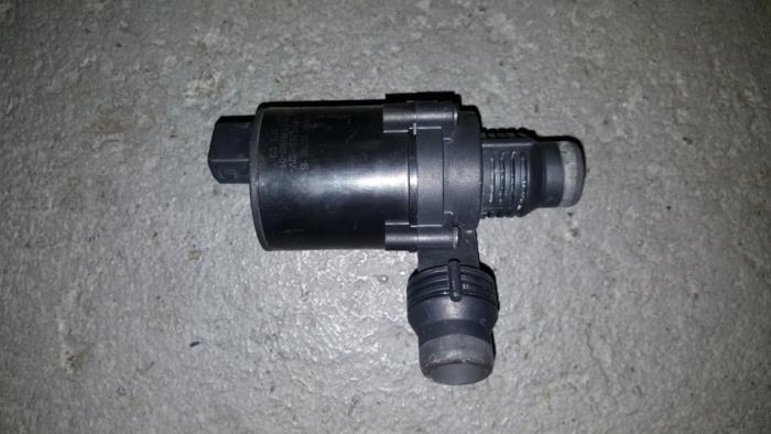 Usagé Pompe à eau Citroen BX Prix € 60,50 Prix TTC proposé par AKAS Automaterialen (acceptatie)