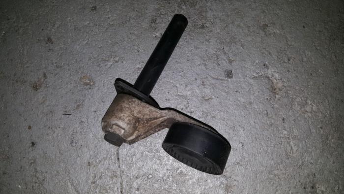 Usados Tensor correa múltiple Citroen BX Precio € 24,20 IVA incluido ofrecido por AKAS Automaterialen (acceptatie)