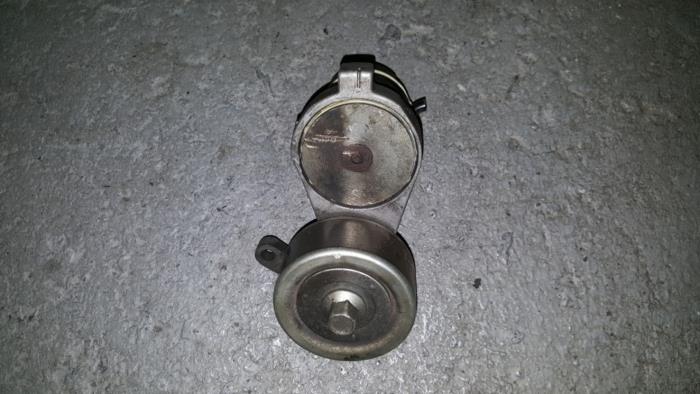 Usados Tensor correa múltiple Citroen BX Precio € 24,20 IVA incluido ofrecido por AKAS Automaterialen (acceptatie)