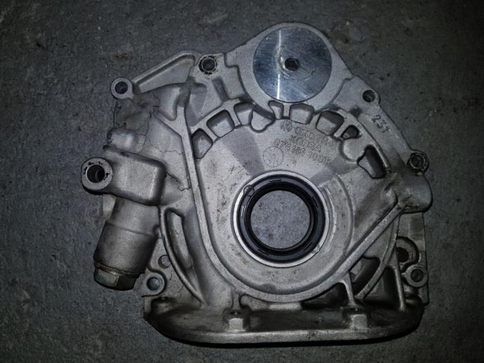 Gebrauchte Ölpumpe Citroen BX Preis € 48,40 Mit Mehrwertsteuer angeboten von AKAS Automaterialen (acceptatie)