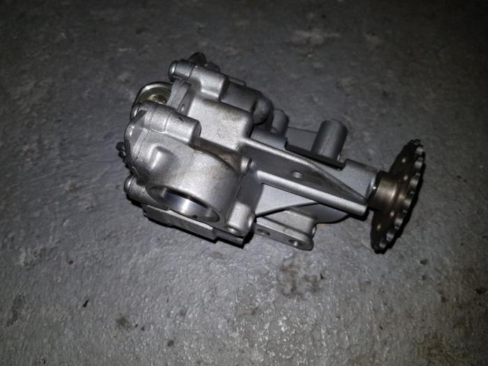 Gebrauchte Ölpumpe Citroen BX Preis € 48,40 Mit Mehrwertsteuer angeboten von AKAS Automaterialen (acceptatie)