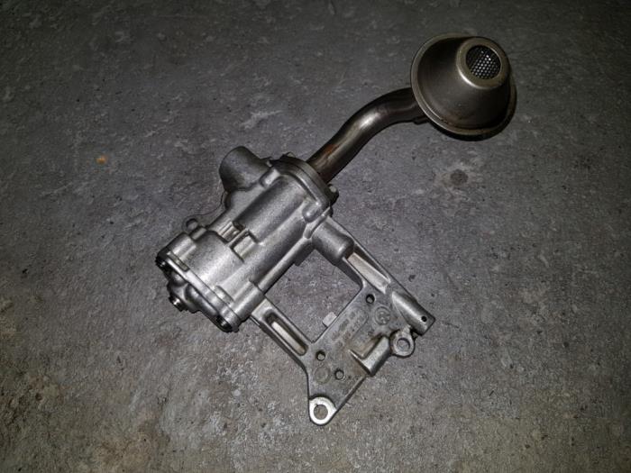 Gebrauchte Ölpumpe Citroen BX Preis € 30,25 Mit Mehrwertsteuer angeboten von AKAS Automaterialen (acceptatie)