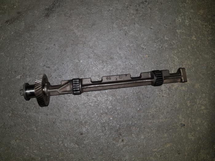 Używane Wal balansujacy Citroen BX Cena € 48,40 Z VAT oferowane przez AKAS Automaterialen (acceptatie)