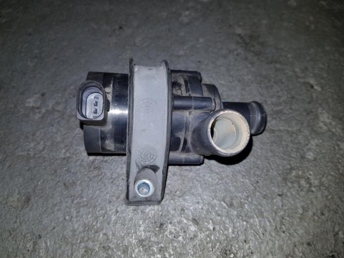 Gebrauchte Wasserpumpe Citroen BX Preis € 60,50 Mit Mehrwertsteuer angeboten von AKAS Automaterialen (acceptatie)