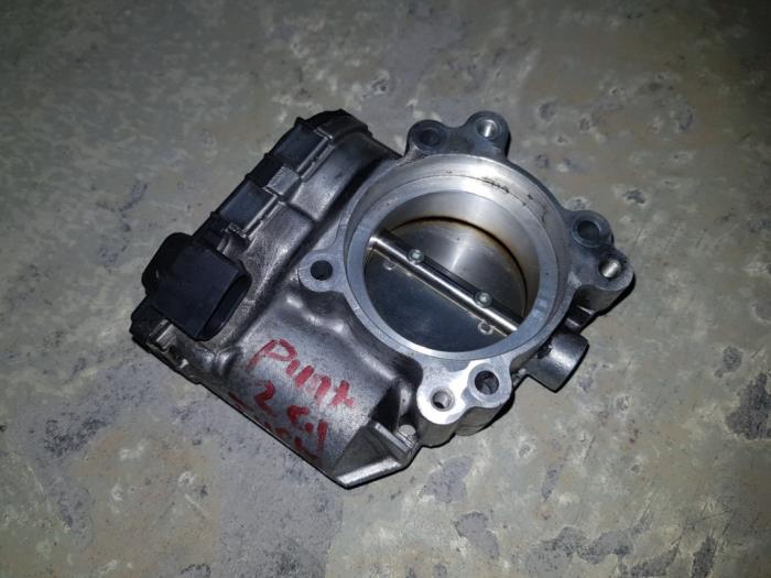 Usagé Boîtier accélérateur Citroen BX Prix € 60,50 Prix TTC proposé par AKAS Automaterialen (acceptatie)