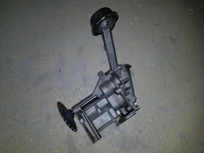 Gebrauchte Ölpumpe Citroen BX Preis € 36,30 Mit Mehrwertsteuer angeboten von AKAS Automaterialen (acceptatie)