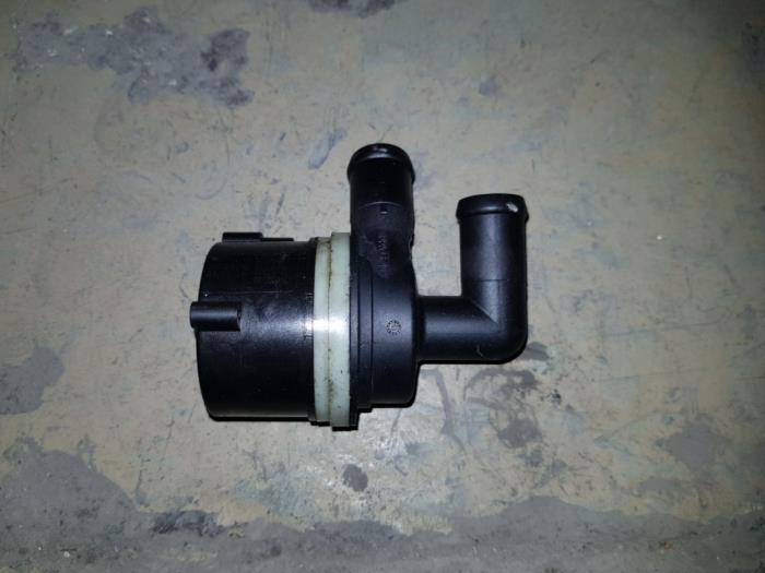 Used Water pump Citroen BX Price € 36,30 Inclusive VAT offered by AKAS Automaterialen (acceptatie)