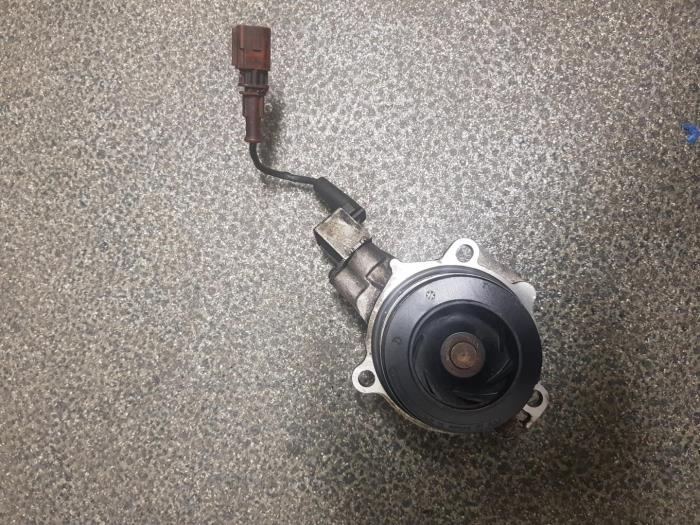 Begagnade Vattenpump Citroen BX Pris € 24,20 Inklusive moms erbjuds av AKAS Automaterialen (acceptatie)