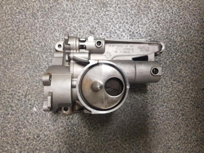 Gebrauchte Ölpumpe Citroen BX Preis € 60,50 Mit Mehrwertsteuer angeboten von AKAS Automaterialen (acceptatie)