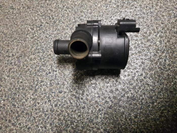 Begagnade Vattenpump Citroen BX Pris € 36,30 Inklusive moms erbjuds av AKAS Automaterialen (acceptatie)