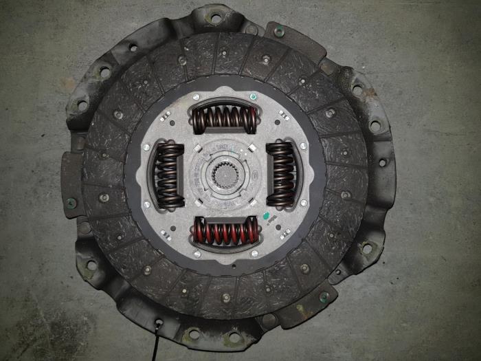 Gebrauchte Schwungrad Citroen BX Preis € 363,00 Mit Mehrwertsteuer angeboten von AKAS Automaterialen (acceptatie)