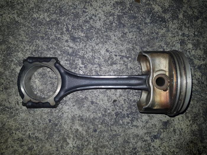Used Piston Citroen BX Price € 36,30 Inclusive VAT offered by AKAS Automaterialen (acceptatie)