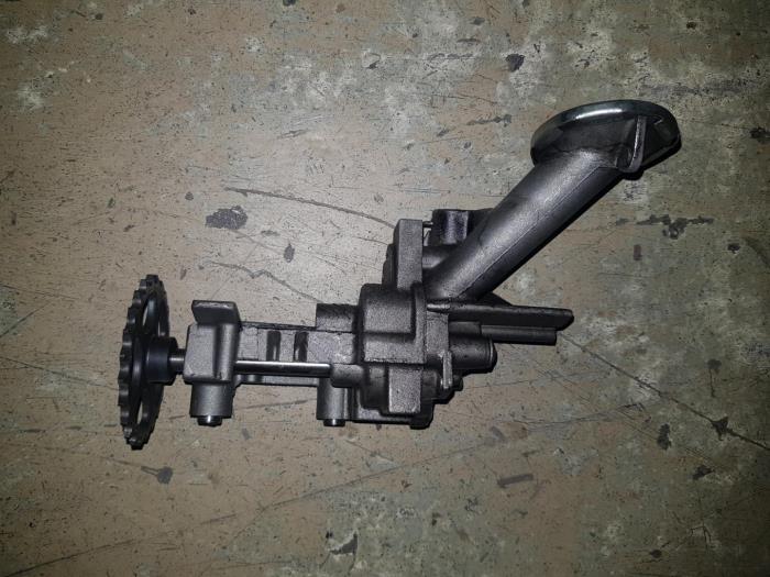 Gebrauchte Ölpumpe Citroen BX Preis € 36,30 Mit Mehrwertsteuer angeboten von AKAS Automaterialen (acceptatie)