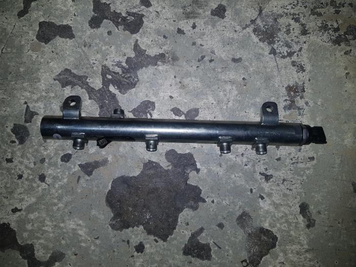 Usagé Distributeur de carburant Citroen BX Prix € 90,75 Prix TTC proposé par AKAS Automaterialen (acceptatie)