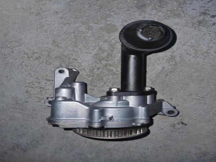 Używane Pompa oleju Citroen BX Cena € 18,15 Z VAT oferowane przez AKAS Automaterialen (acceptatie)