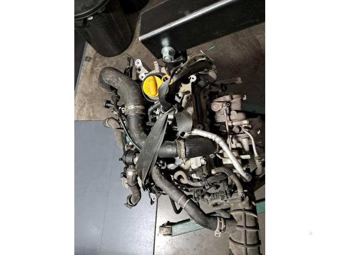 Used Engine Renault Clio IV Estate/Grandtour (7R) 0.9 Energy TCE 90 12V Price € 1.815,00 Inclusive VAT offered by De Jonghe Recuparts