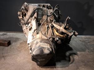 Getriebe van een Renault Clio IV Estate/Grandtour (7R) 0.9 Energy TCE 90 12V 2016