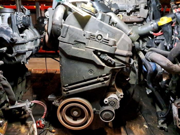 Gebrauchte Motor Renault Megane II (BM/CM) 1.5 dCi 80 Preis € 363,00 Mit Mehrwertsteuer angeboten von De Jonghe Recuparts