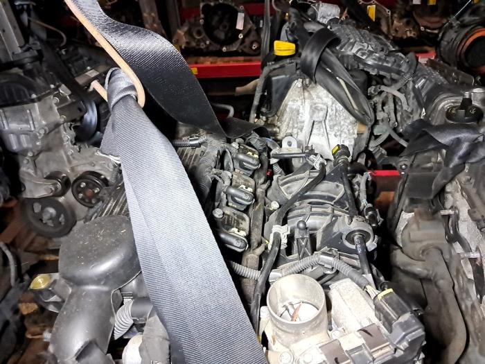Engine from a Fiat 500 (312) 1.0 Hybrid 2022