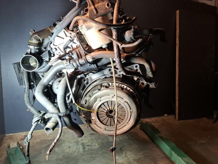 Used Engine Fiat Punto II (188) Price € 726,00 Inclusive VAT offered by De Jonghe Recuparts