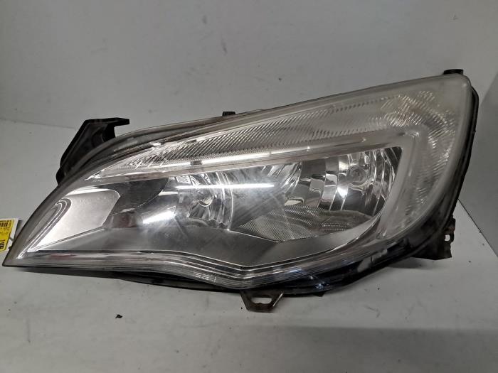 Gebrauchte Scheinwerfer links Opel Astra J (PC6/PD6/PE6/PF6) Preis € 181,50 Mit Mehrwertsteuer angeboten von De Jonghe Recuparts