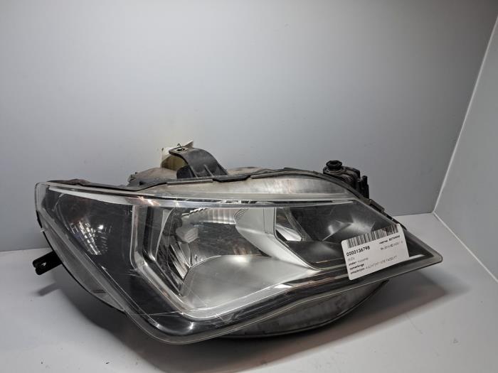 Używane Reflektor prawy Seat Ibiza IV (6J5) 1.2 TDI Ecomotive Cena € 151,25 Z VAT oferowane przez De Jonghe Recuparts
