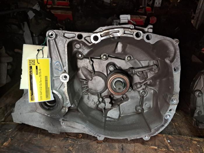 Gebrauchte Getriebe Renault Clio III (BR/CR) 1.2 16V 75 Preis € 423,50 Mit Mehrwertsteuer angeboten von De Jonghe Recuparts