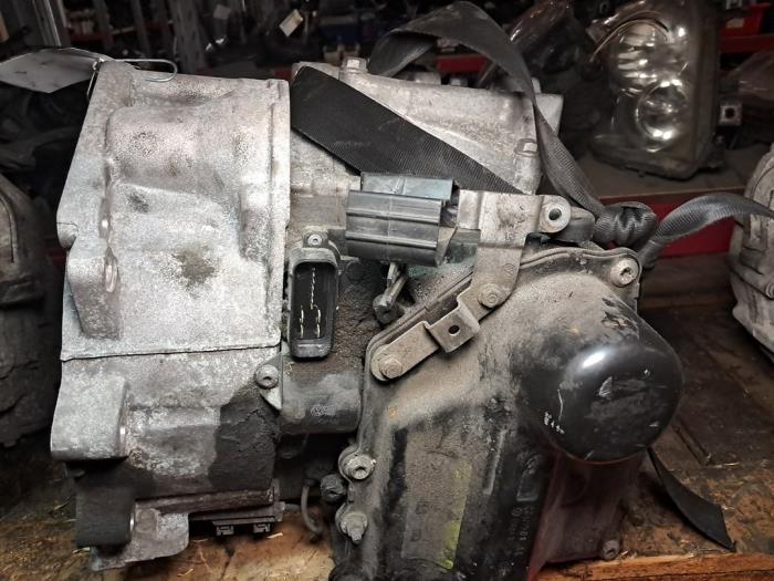 Getriebe van een Volkswagen Golf VII (AUA) 1.6 TDI 16V 2014