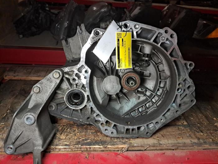 Gebrauchte Getriebe Opel Corsa D 1.3 CDTi 16V ecoFLEX Preis € 453,75 Mit Mehrwertsteuer angeboten von De Jonghe Recuparts