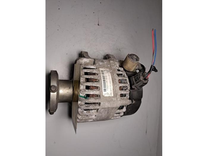 Gebrauchte Dynamo Ford Focus C-Max 1.8 TDCi 16V Preis € 90,75 Mit Mehrwertsteuer angeboten von De Jonghe Recuparts