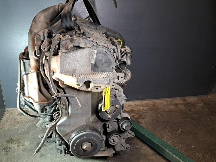 Gebrauchte Motor Renault Master III (FV) 2.3 dCi 100 16V FWD Preis € 2.722,50 Mit Mehrwertsteuer angeboten von De Jonghe Recuparts