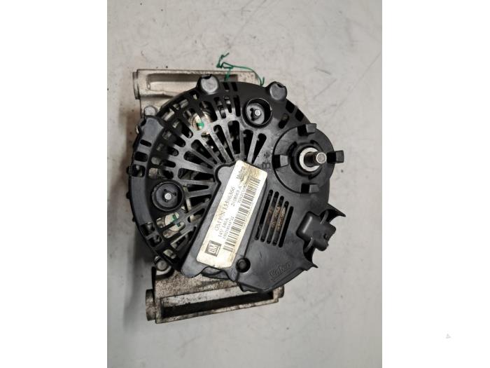 Dynamo from a Chevrolet Cruze (305) 1.8 16V VVT 2010