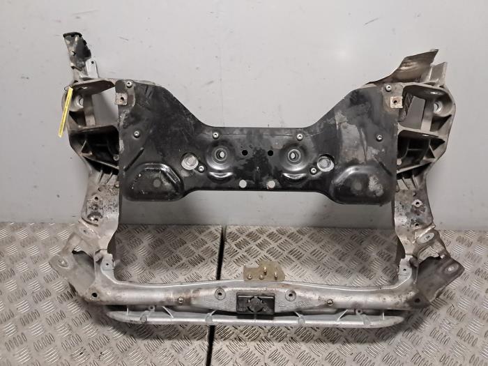 Usagé Faux châssis Mercedes C Sportcoupé (C203) 1.8 C-160 Prix € 217,80 Prix TTC proposé par De Jonghe Recuparts