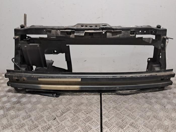 Używane Panel przedni Chevrolet Spark (M300) 1.0 16V Cena € 108,90 Z VAT oferowane przez De Jonghe Recuparts