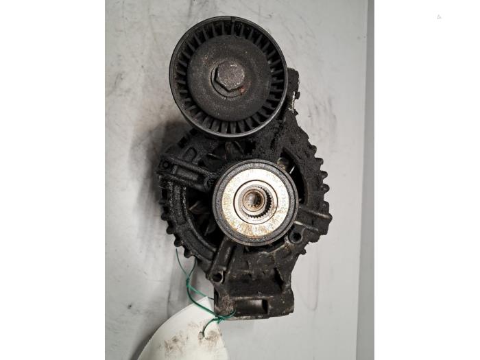 Dynamo van een BMW 3 serie (E90) 316i 16V 2007