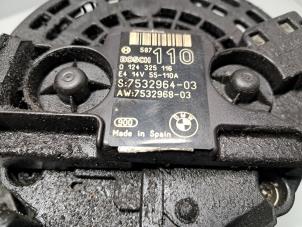 Dynamo van een BMW 3 serie (E90) 316i 16V 2007
