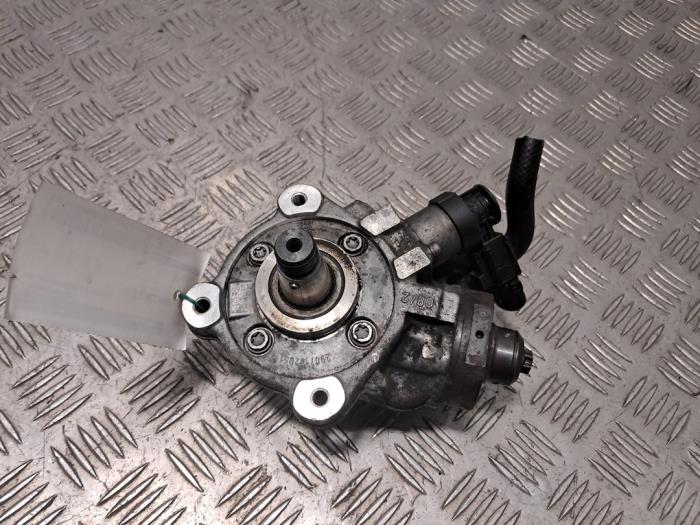 Begagnade Högtryckspump Volkswagen Transporter T5 2.0 BiTDI DRF Pris € 302,50 Inklusive moms erbjuds av De Jonghe Recuparts