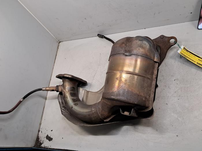 Usagé Catalyseur Renault Grand Scénic III (JZ) 1.4 16V TCe 130 Prix € 302,50 Prix TTC proposé par De Jonghe Recuparts