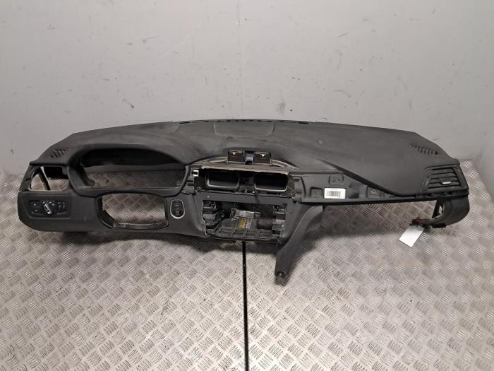Używane Panel BMW 3-Serie Cena € 363,00 Z VAT oferowane przez De Jonghe Recuparts