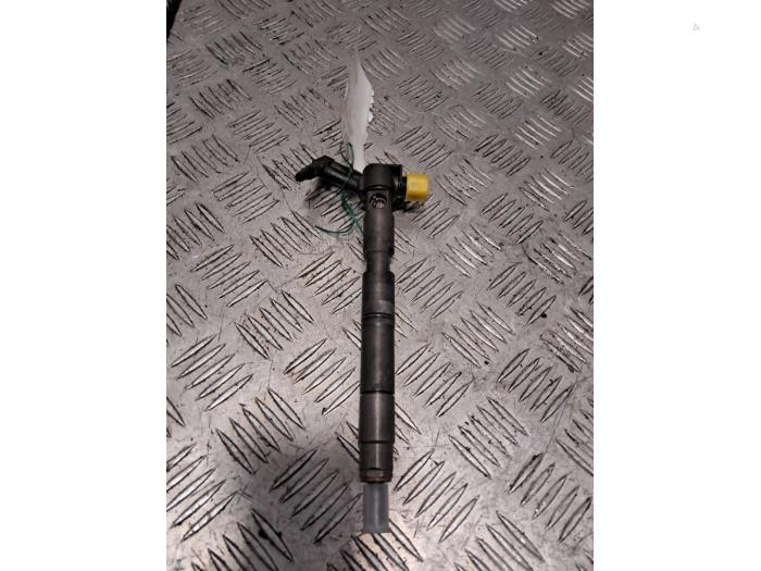 Używane Wtryskiwacz (Diesel) Kia Venga 1.4 CRDi 16V Cena € 72,60 Z VAT oferowane przez De Jonghe Recuparts