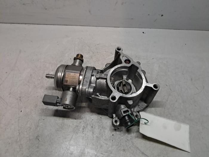 Usagé Pompe haute pression Skoda Octavia (5EAA) 1.8 TSI 16V Prix € 211,75 Prix TTC proposé par De Jonghe Recuparts