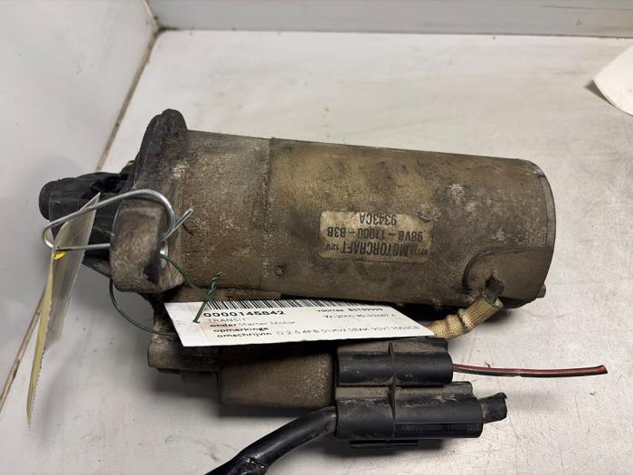 Usagé Démarreur Ford Transit 2.5 Di 80-120 Prix € 72,60 Prix TTC proposé par De Jonghe Recuparts