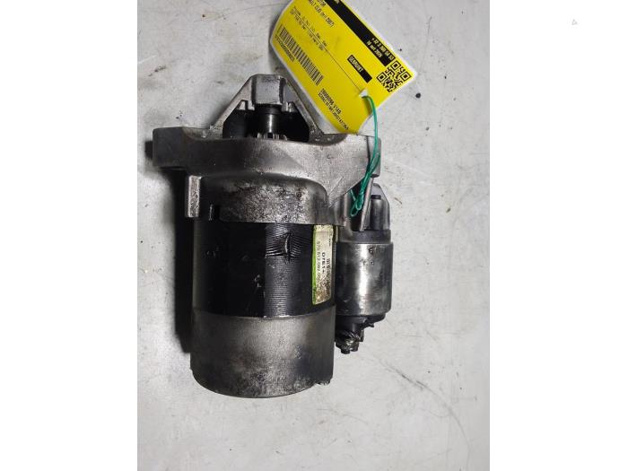 Usagé Démarreur Renault Clio III (BR/CR) 1.2 16V 75 Prix € 72,60 Prix TTC proposé par De Jonghe Recuparts