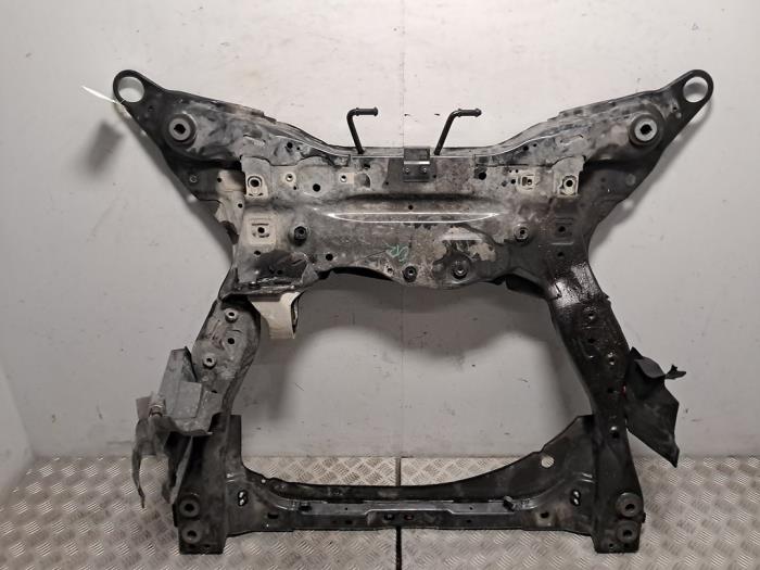Used Subframe Volvo XC60 II (UZ) 2.0 T6 16V Recharge, Twin Engine AWD Price € 544,50 Inclusive VAT offered by De Jonghe Recuparts