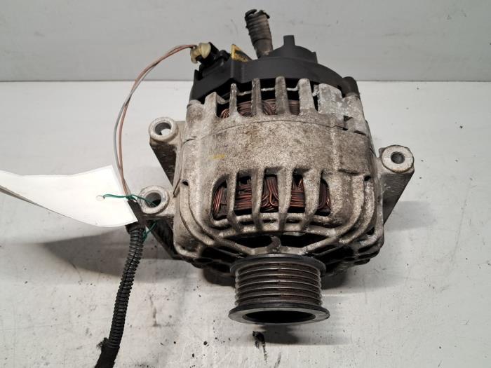 Begagnade Dynamo Opel Astra J Sports Tourer (PD8/PE8/PF8) 1.6 CDTI 16V Pris € 72,60 Inklusive moms erbjuds av De Jonghe Recuparts