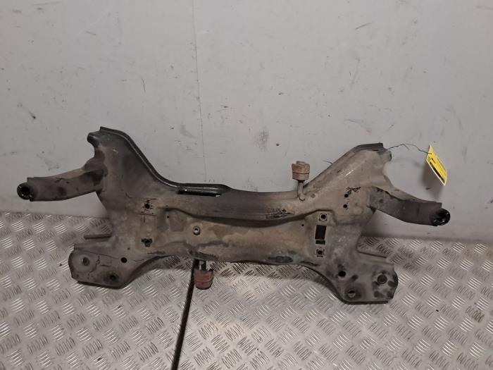 Usagé Faux châssis Skoda Fabia II Combi 1.2i 12V Prix € 121,00 Prix TTC proposé par De Jonghe Recuparts