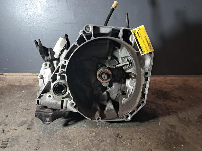 Gebrauchte Getriebe Renault Clio IV (5R) 0.9 Energy TCE 90 12V GPL Preis € 726,00 Mit Mehrwertsteuer angeboten von De Jonghe Recuparts